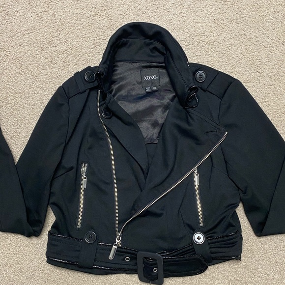 Goth Punk XOXO Black Cropped Moto Style Long Sleeve Belted Jacket - Picture 3 of 5